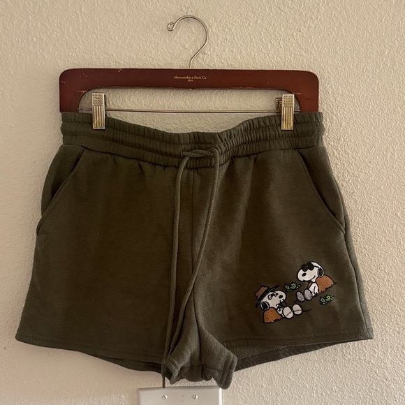 Peanuts Pants - Peanuts Snoopy Fleece Shorts